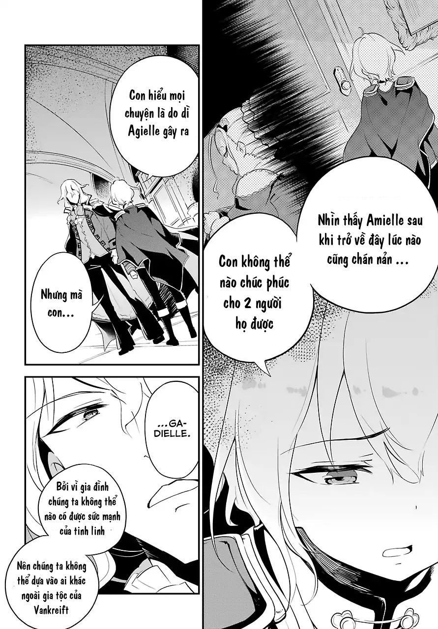 Chichi Wa Eiyuu, Haha Wa Seirei, Musume No Watashi Wa Tenseisha Chapter 11 - Trang 2