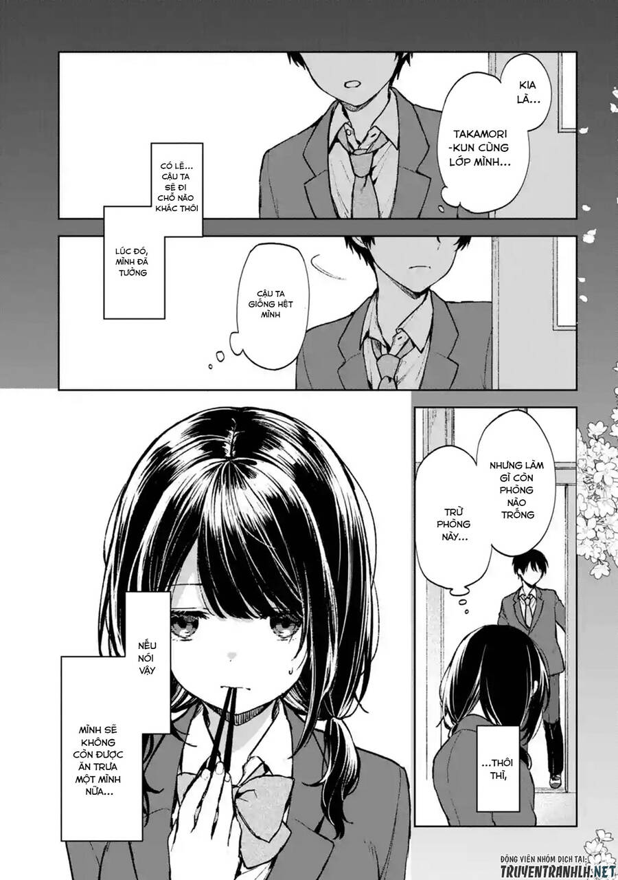 Chikan Saresou Ni Natteiru S-Kyuu Bishoujo Wo Tasuketara Tonari No Seki No Osananajimi Datta Chapter 23 - Trang 2