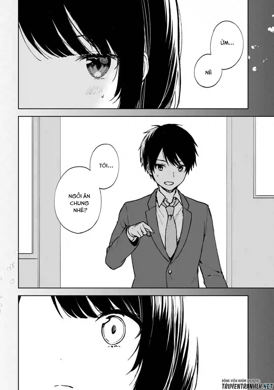 Chikan Saresou Ni Natteiru S-Kyuu Bishoujo Wo Tasuketara Tonari No Seki No Osananajimi Datta Chapter 23 - Trang 2