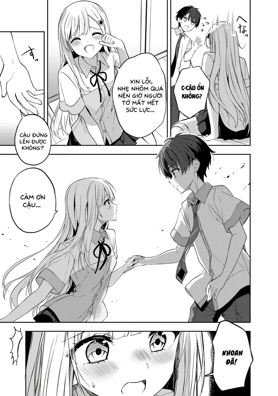 Maigo Ni Natteita Youjo Wo Tasuketara, Otonari Ni Sumu Bishoujo Ryuugakusei Ga Ie Ni Asobi Ni Kuru You Ni Natta Ken Nitsuite Chapter 1 - Trang 2