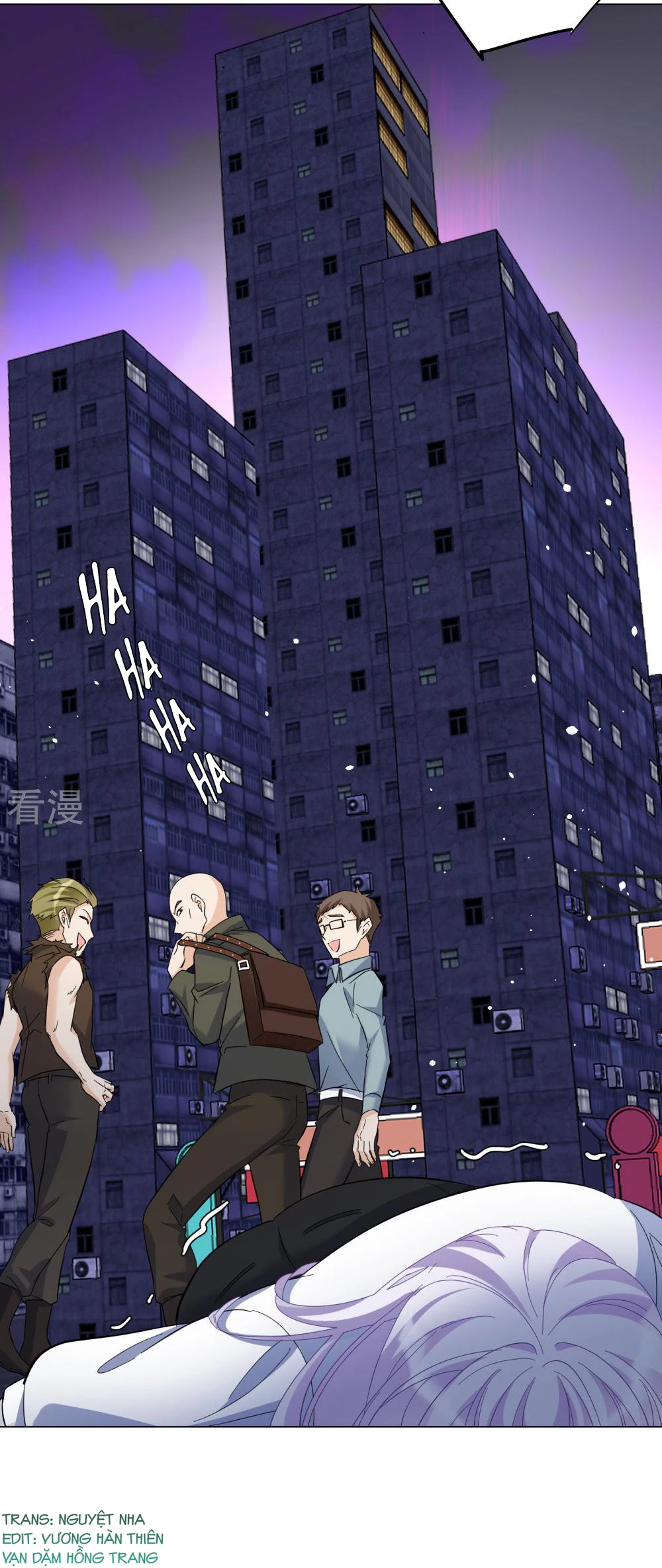 Cô Ấy Đến Rồi, Xin Hãy Nằm Xuống! Chapter 331 - Trang 2