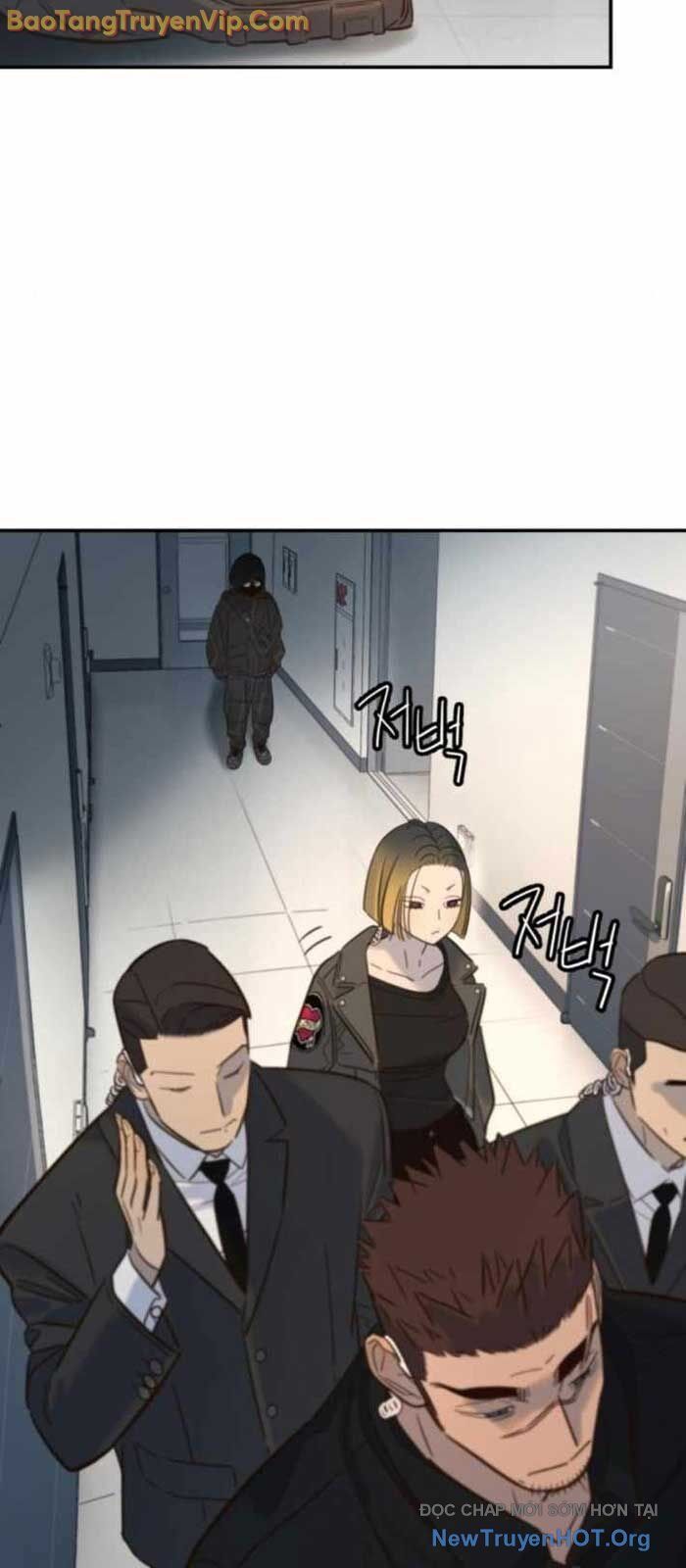Mọi Người Đều Yêu Cô Ấy Chapter 18 - Trang 2