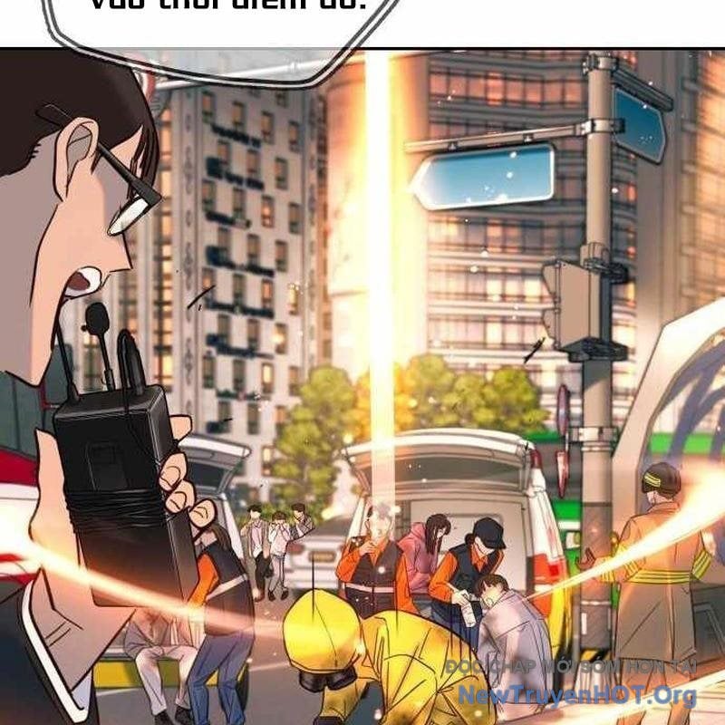 Mọi Người Đều Yêu Cô Ấy Chapter 30 - Trang 2