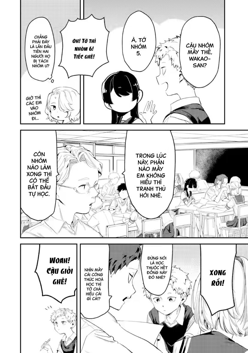 Cô Bạn Wakao-San Bàn Bên Có Vẻ Nhìn Thấy Gương Mặt Của Tôi Nhưng Tôi Thì Không Chapter 17 - Trang 2