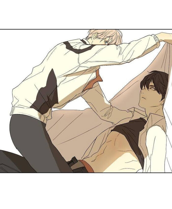 A Shoulder To Cry On Chapter 1 - Trang 2